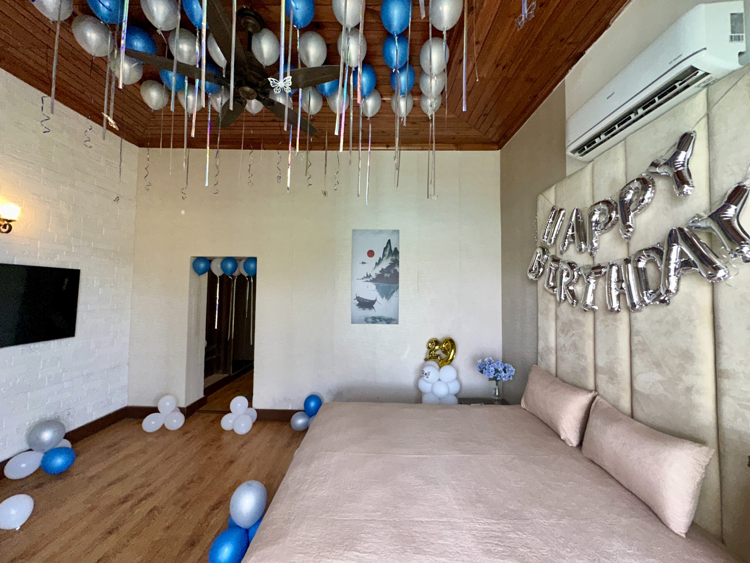 Celebration room styling at Pinetop Resort